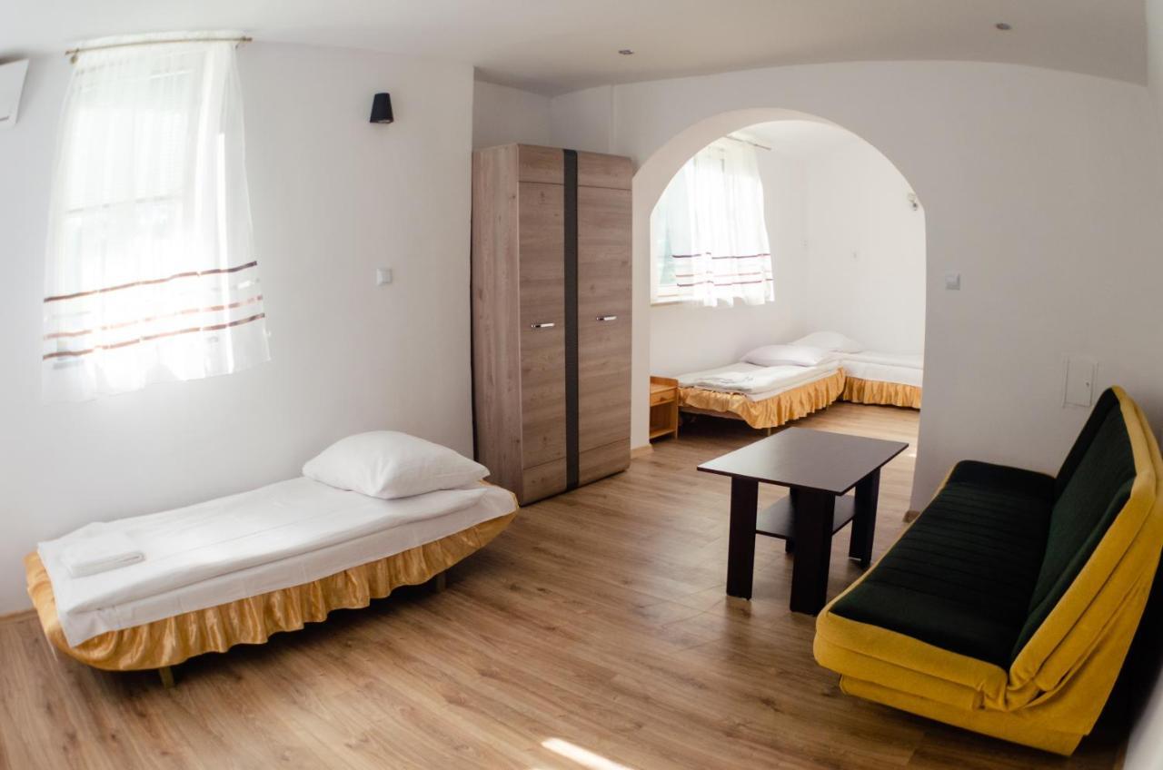 Hotel Galeria PRL Borne Sulinowo Exteriér fotografie