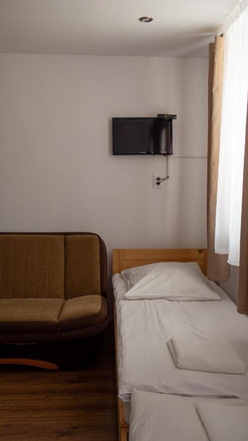 Hotel Galeria PRL Borne Sulinowo Exteriér fotografie